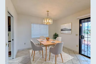 1530 W Camino Calderon, Green Valley, AZ 85622 - Photo 5
