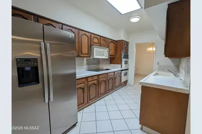 1530 W Camino Calderon, Green Valley, AZ 85622 - Photo 13