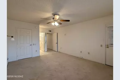 1530 W Camino Calderon, Green Valley, AZ 85622 - Photo 17