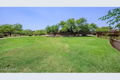 10433 E Ravenswood Street, Tucson, AZ 85747 - Photo 39