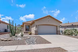 8071 W Mesa Point Dr, Tucson, AZ 85743 - Photo 7