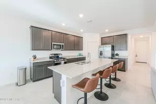 10575 W Kerrigan Ln, Marana, AZ 85653 - Photo 11