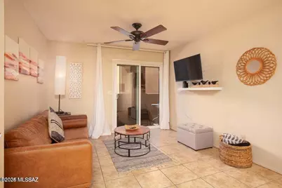 1810 E Blacklidge Drive #106, Tucson, AZ 85719 - Photo 3