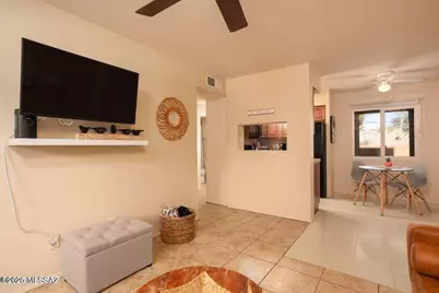 1810 E Blacklidge Drive #106, Tucson, AZ 85719 - Photo 1
