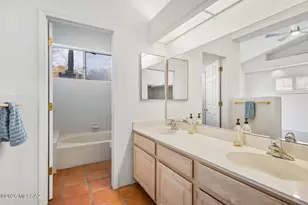 5590 N Waterfield Dr, Tucson, AZ 85750 - Photo 21