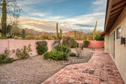 5590 N Waterfield Drive, Tucson, AZ 85750 - Photo 29