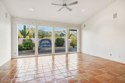 5590 N Waterfield Drive, Tucson, AZ 85750 - Photo 7