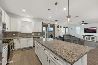 12077 E Bohlman Drive, Vail, AZ 85641 - Photo 9