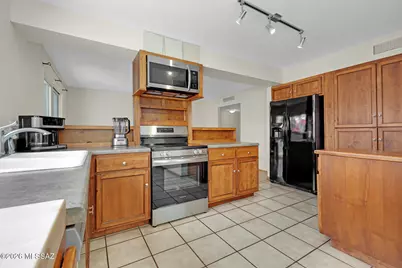 3241 S Serena Circle, Tucson, AZ 85730 - Photo 11
