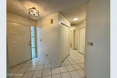 9368 N Hampshire Drive, Tucson, AZ 85742 - Photo 11