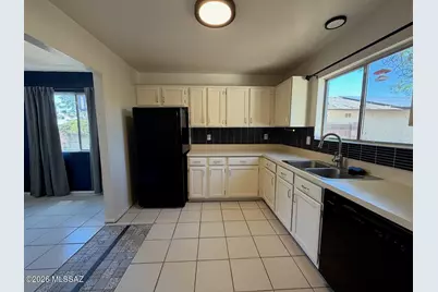 9368 N Hampshire Drive, Tucson, AZ 85742 - Photo 9
