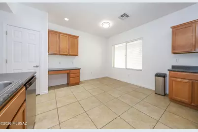 10401 E Yew Place, Tucson, AZ 85747 - Photo 7