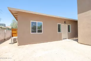 1720 E Edison St, Tucson, AZ 85719 - Photo 1