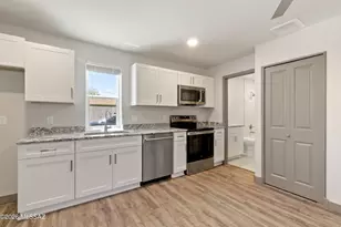 1720 E Edison St, Tucson, AZ 85719 - Photo 9
