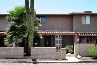 1246 S Camino Seco, Tucson, AZ 85710 - Photo 47