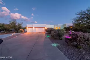 9430 E Woolly Butterfly Ct, Corona de Tucson, AZ 85641 - Photo 9