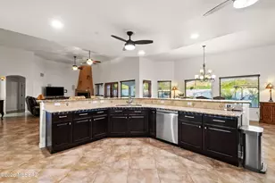 9430 E Woolly Butterfly Ct, Corona de Tucson, AZ 85641 - Photo 17