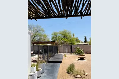 809 S Loyola Avenue, Tucson, AZ 85710 - Photo 37