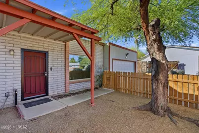9221 N Macaw Place, Tucson, AZ 85742 - Photo 3