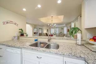 7808 N La CaÃ±ada Dr, Tucson, AZ 85704 - Photo 15