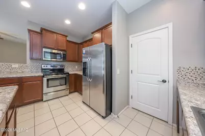 8754 N Mugho Pine Trail, Tucson, AZ 85743 - Photo 15