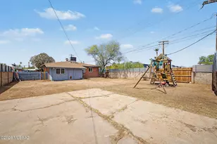 972 N Chrysler Dr, Tucson, AZ 85716 - Photo 15