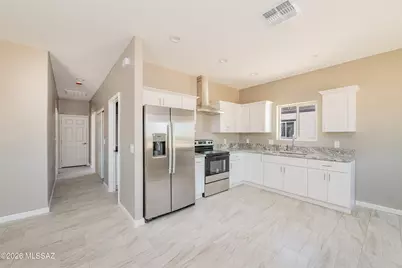 2467 S Campbell #1, Tucson, AZ 85713 - Photo 3