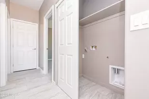2447 S Campbell Ave, Tucson, AZ 85713 - Photo 13