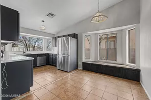 5811 S Oaklands Dr, Tucson, AZ 85746 - Photo 7