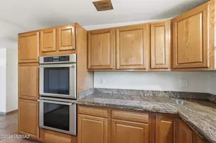 618 S Staunton Dr, Tucson, AZ 85710 - Photo 11