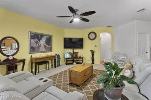 2191 N Avenida del Polen, Green Valley, AZ 85614 - Photo 15