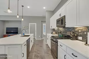 39589 S Summerwood Dr, Saddlebrooke, AZ 85739 - Photo 11