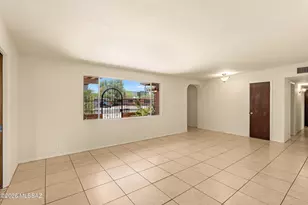 4934 E Glenn St, Tucson, AZ 85712 - Photo 11
