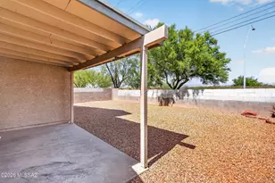 8837 S Desert Rainbow Dr, Tucson, AZ 85747 - Photo 33