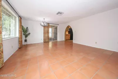 7509 E 42nd Street, Tucson, AZ 85730 - Photo 17