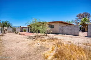 9901 E Discovery Dr, Tucson, AZ 85748 - Photo 29