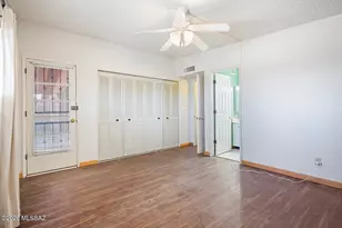 9901 E Discovery Dr, Tucson, AZ 85748 - Photo 17