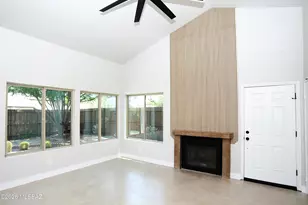 7535 E Harbor Dr, Tucson, AZ 85715 - Photo 17