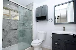 7535 E Harbor Dr, Tucson, AZ 85715 - Photo 21