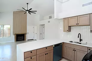 7535 E Harbor Dr, Tucson, AZ 85715 - Photo 9