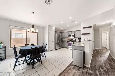 8790 E Mountain Spring Drive, Tucson, AZ 85747 - Photo 7