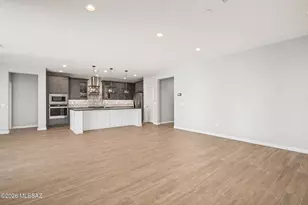 11839 N Silver Vlg Pl, Tucson, AZ 85737 - Photo 13