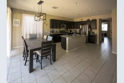 12093 E Ryscott Circle, Vail, AZ 85641 - Photo 13