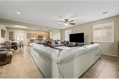7439 S Salt Water Drive, Tucson, AZ 85757 - Photo 5
