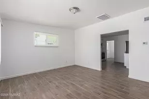 208 E 28th St, Tucson, AZ 85713 - Photo 5