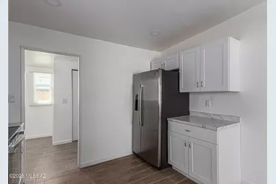 208 E 28th Street, Tucson, AZ 85713 - Photo 9