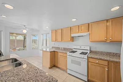 1310 E Volans Place, Oro Valley, AZ 85737 - Photo 19