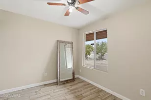 2469 S Kevin Dr, Tucson, AZ 85748 - Photo 15