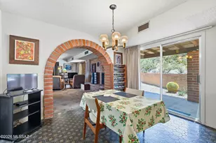561 E San Moritz Pl, Oro Valley, AZ 85704 - Photo 15