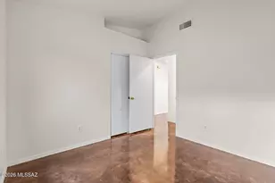 8090 E Sundew Dr, Tucson, AZ 85710 - Photo 17